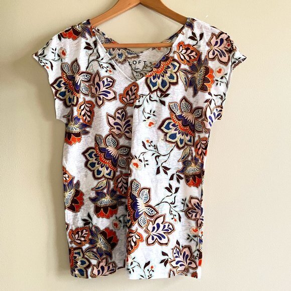 LOFT ANN TAYLOR 100% LINEN DOUBLE V NECK WOMENS SIZE XS FLORAL PRINT SHORT SLV - Picture 1 of 5